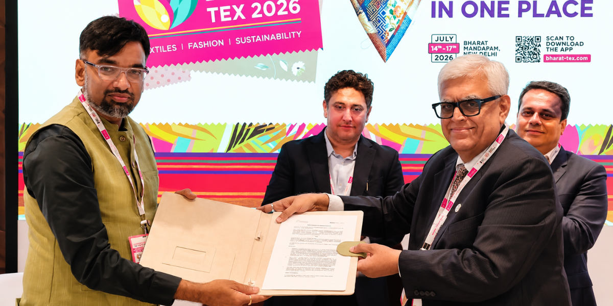 Amazon India TEXPROCIL Partnership to Boost Cotton Textile Exports 1 Amazon India TEXPROCIL partnership MoU signing at Bharat Tex 2026