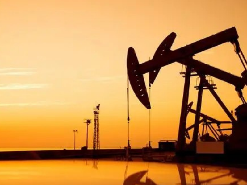 Oil Prices Fall Amid US-Iran Conflict Despite Rising Tensions
