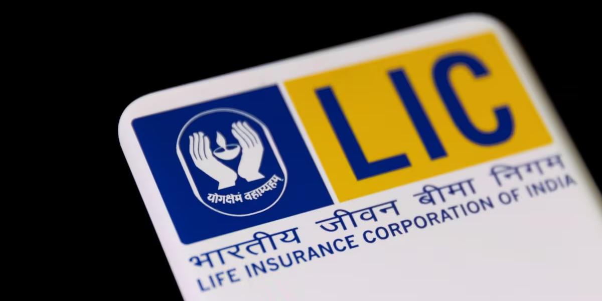 LIC India Stake Sale Raises Up to $3.3 Billion at 10% Discount 1 LIC India stake sale company logo